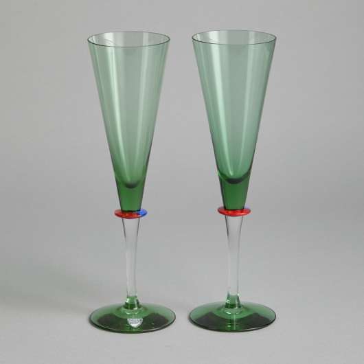 Vintage - Champagnestrutar i Grönt Glas 1 par